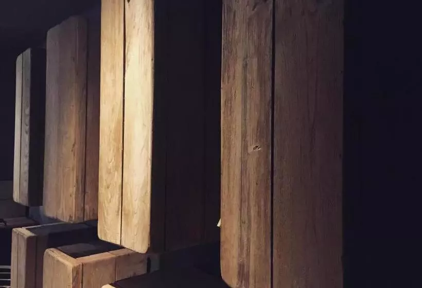 Hostelli Altamarea Residence & Family