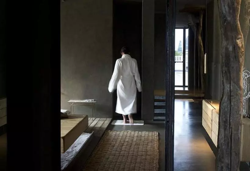 Hostelli Altamarea Residence & Family