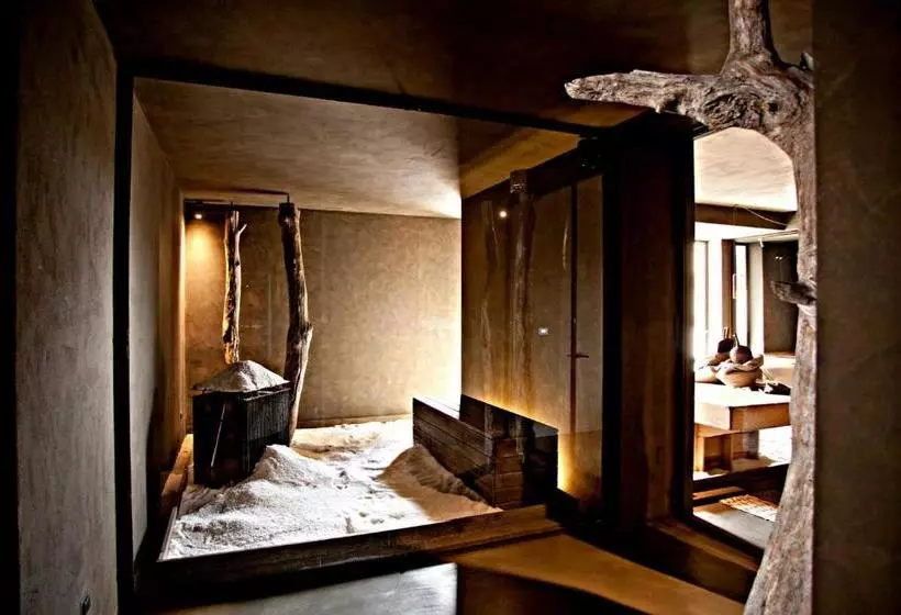 Hostelli Altamarea Residence & Family