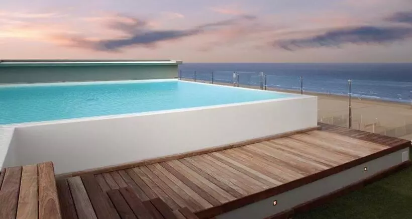 Hostelli Altamarea Residence & Family