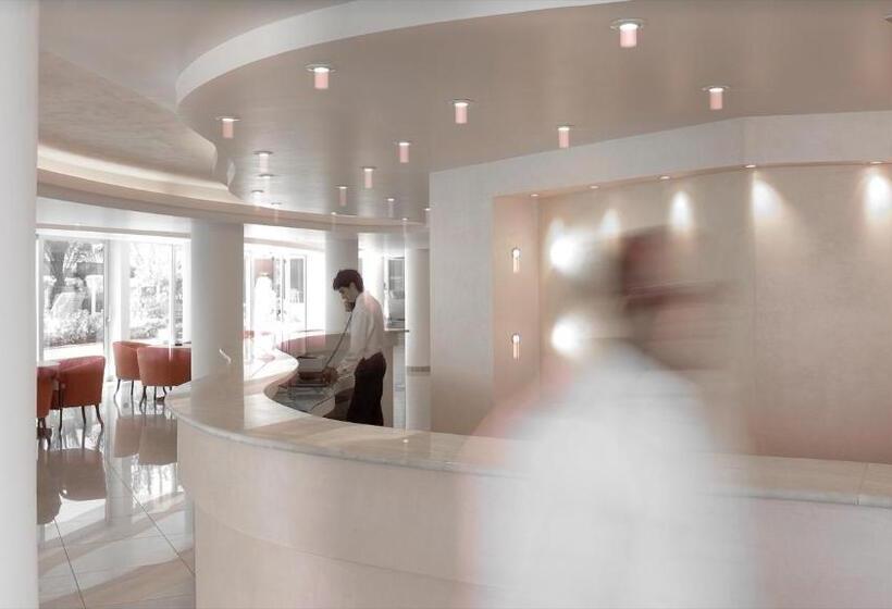 فندق فئة نجمة واحدة Altamarea Residence & Family