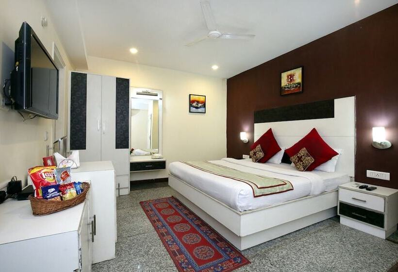 هتل Absolute Comfort By Oyo Rooms