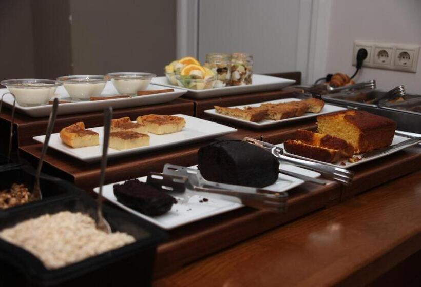 فندق Apollon Filoxenia