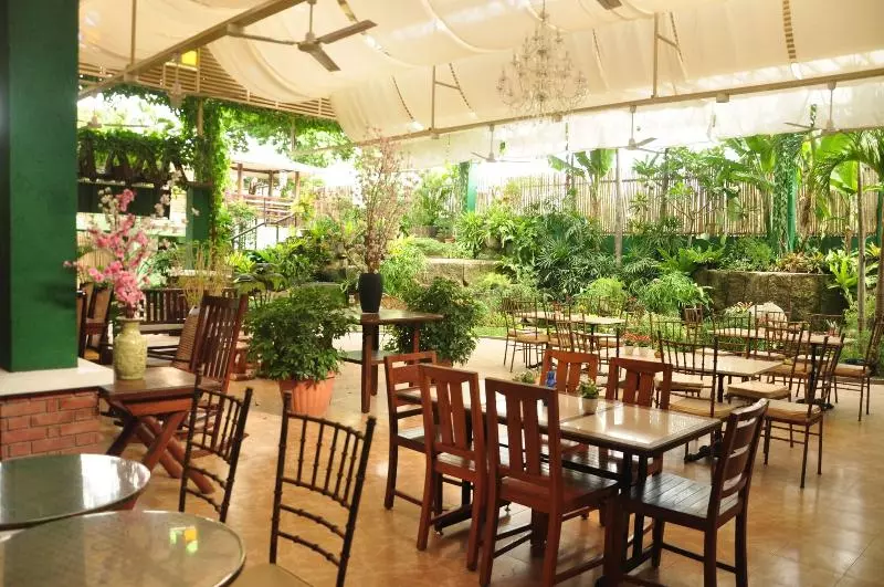 Casa Verde Hotel & Events Center