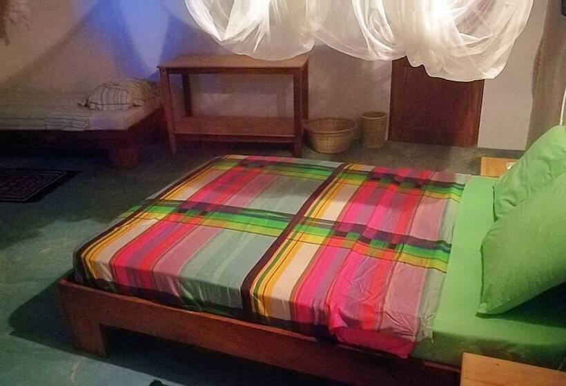 هتل Le Papayer Ecolodge