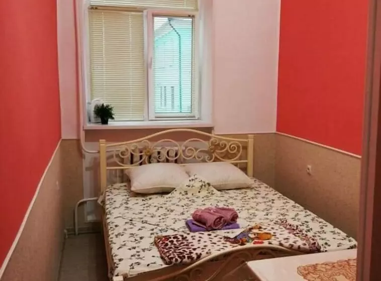 Mini Hotel Uyut On Prospekt Putina 8