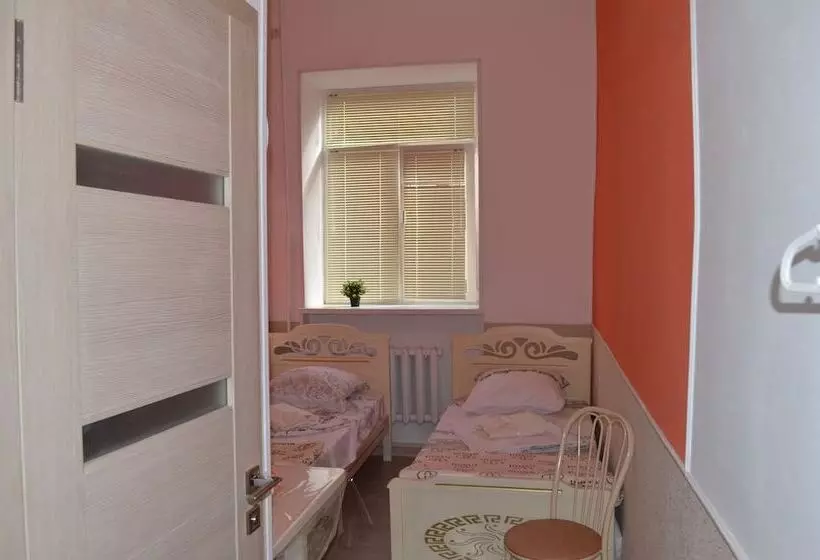 Mini Hotel Uyut On Prospekt Putina 8