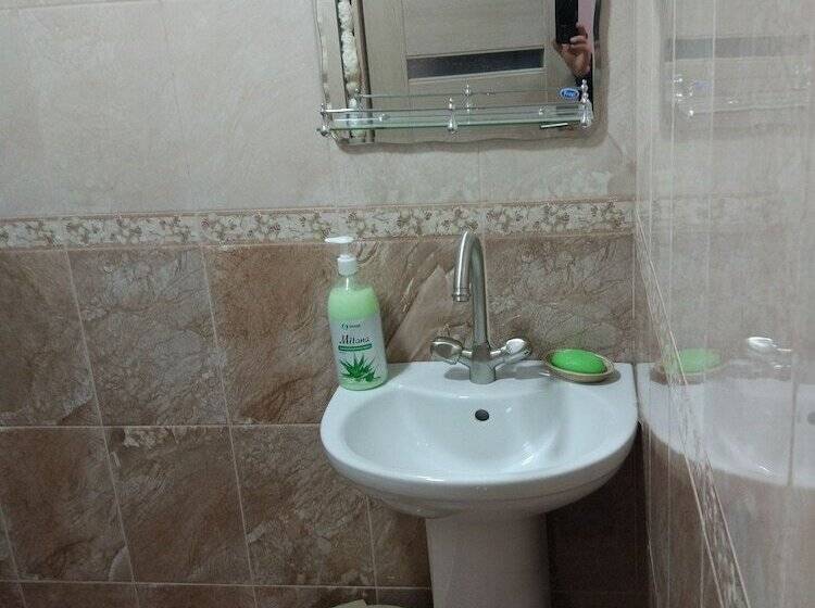 Mini Hotel Uyut On Prospekt Putina 8