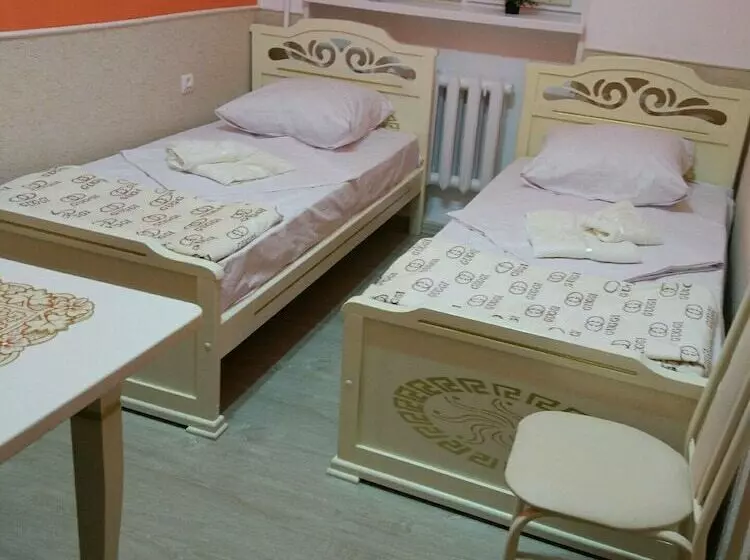 Mini Hotel Uyut On Prospekt Putina 8