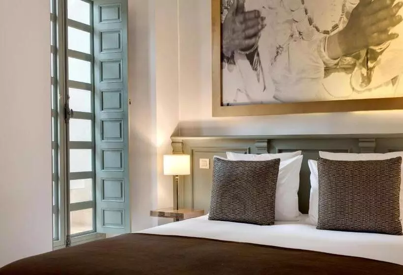Riad Antara