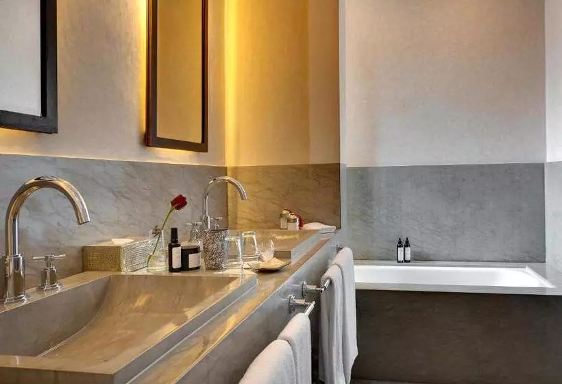Riad Antara