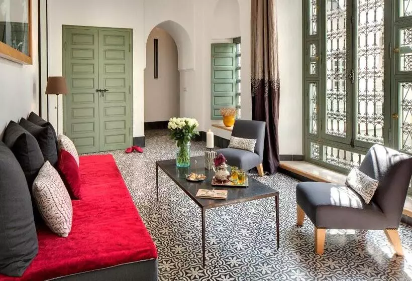 Riad Antara