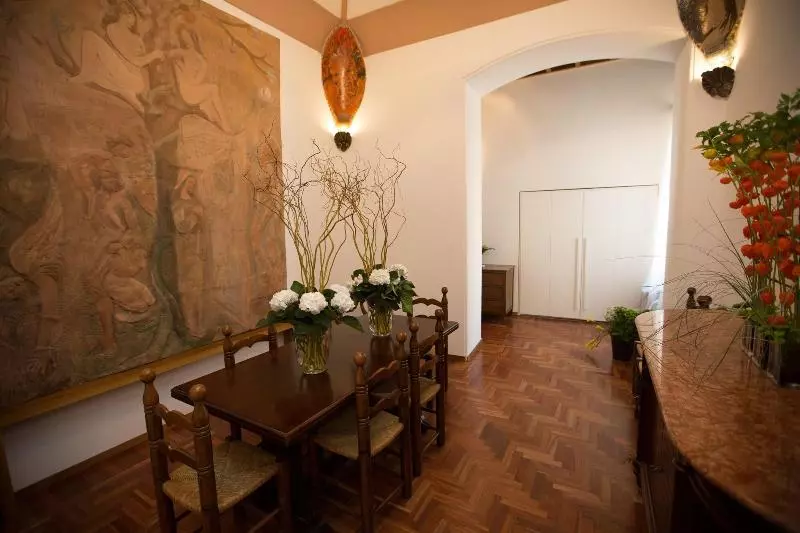 Ad2015 Guest House