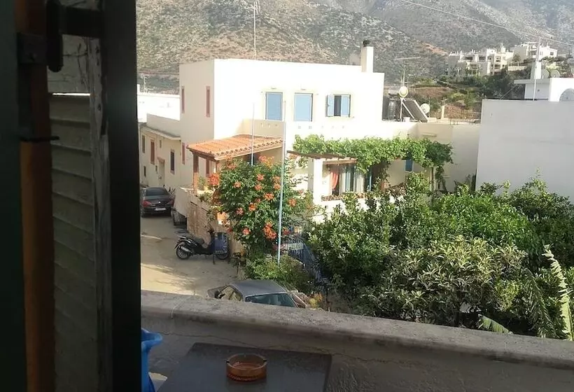 Angelika Guesthouse