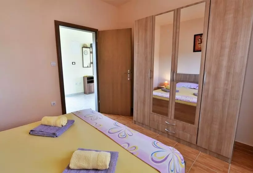 Apartments Dejan