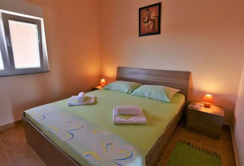 Apartments Dejan