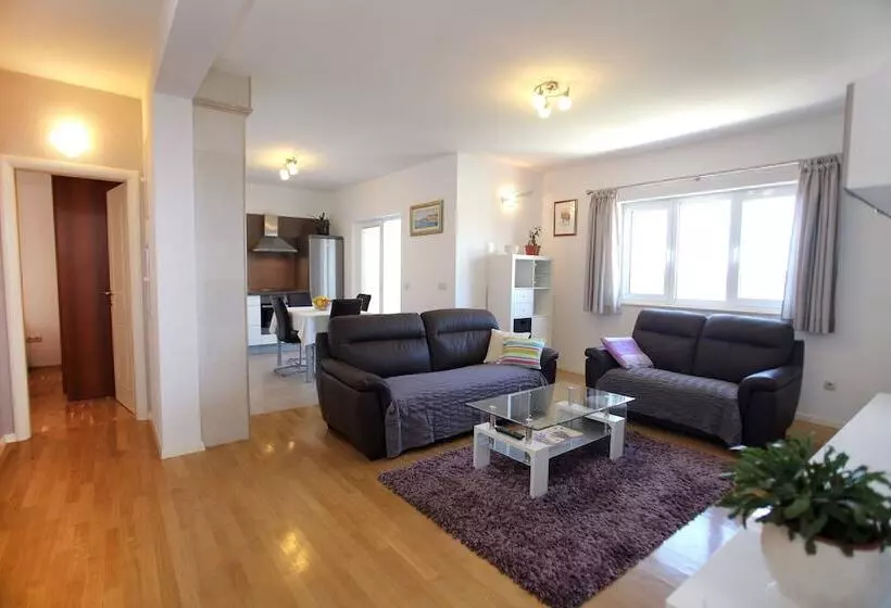 Cvita Apartments