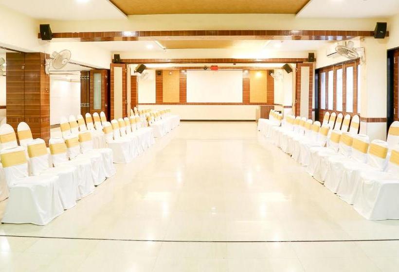 هتل Treebo Trend Bagga International