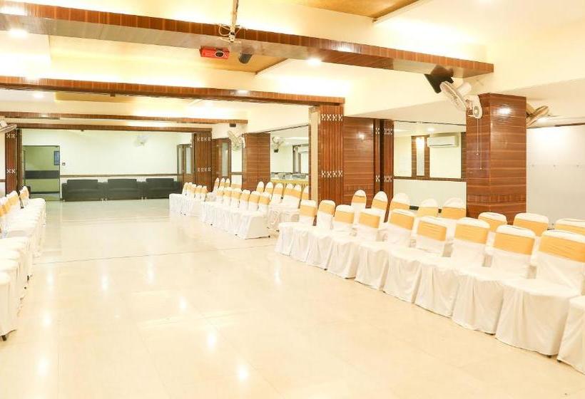 هتل Treebo Trend Bagga International