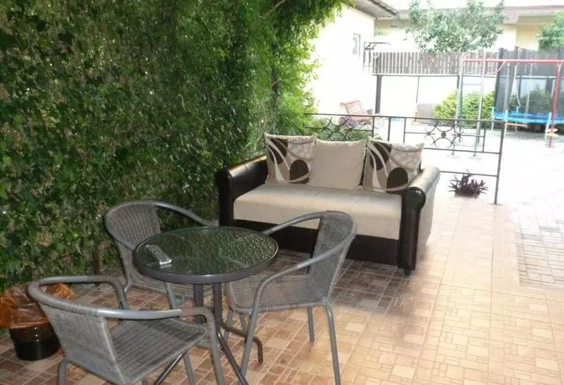 Hotelli Solnechiy Briz