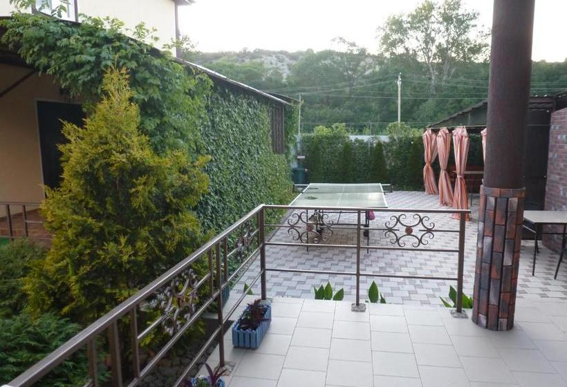 فندق Solnechiy Briz