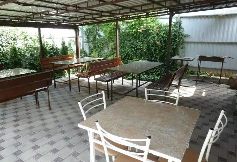 Hotelli Solnechiy Briz