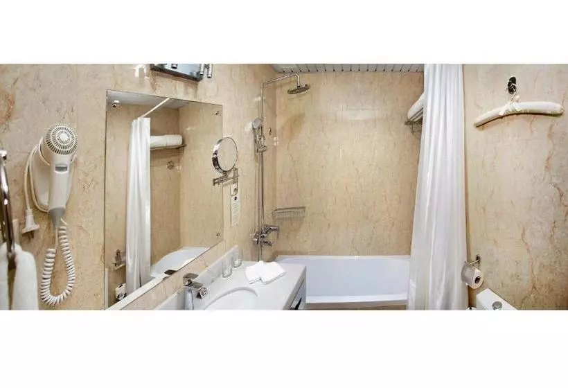 ホテル Tishina Boutique