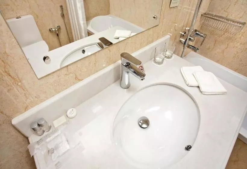 ホテル Tishina Boutique