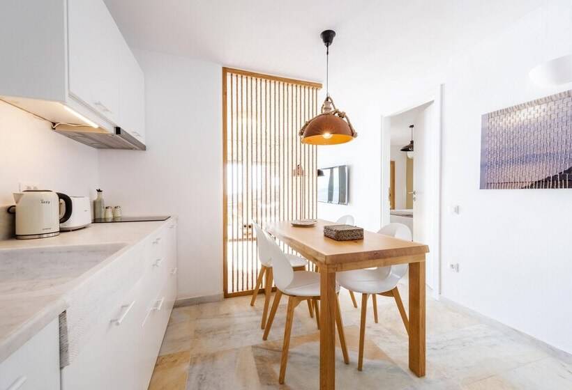 Vathi Bleu Private Villas