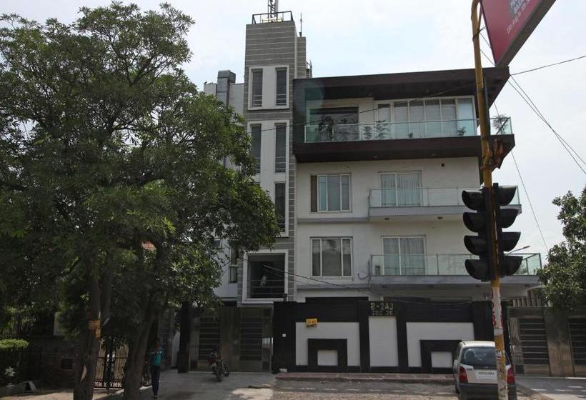 هتل Collection O 6261 Spice Mall