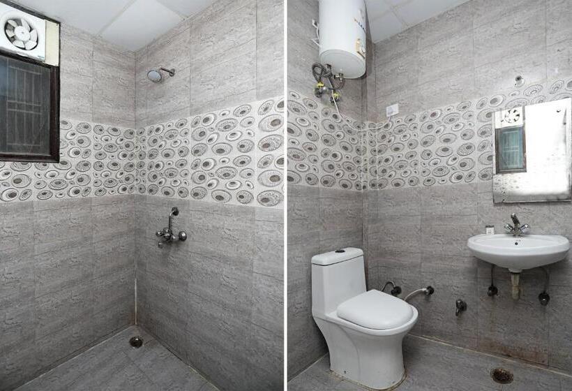 پانسیون Rn 32 By Oyo Rooms