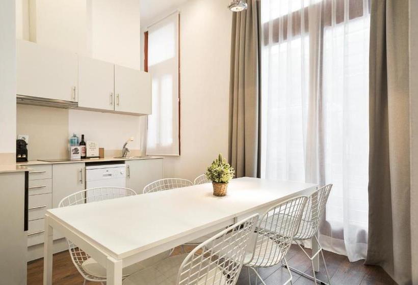 Uma Suites Barceloneta Beach