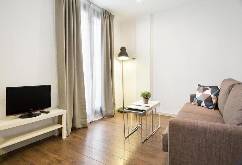 Uma Suites Barceloneta Beach