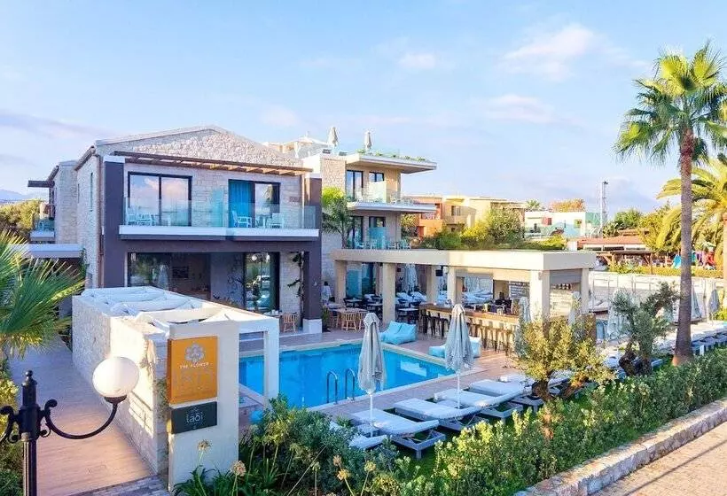 Airis Boutique Hotel & Suites   For Adults Only