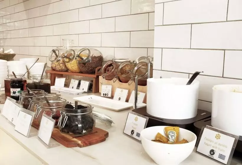 Airis Boutique Hotel & Suites   For Adults Only