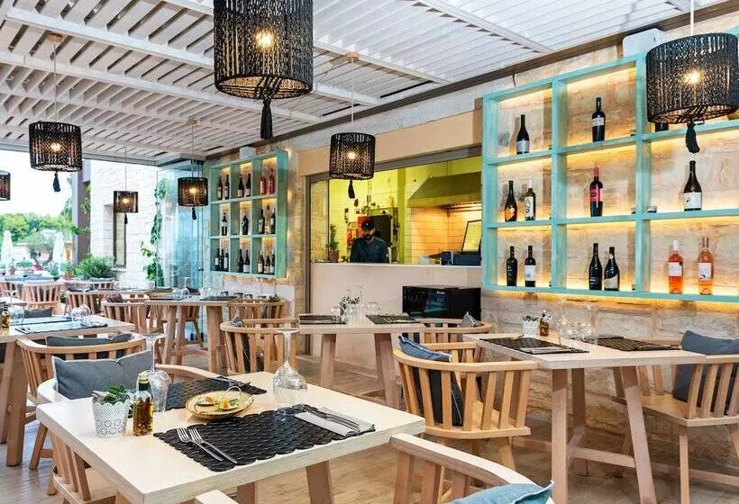 Airis Boutique Hotel & Suites   For Adults Only