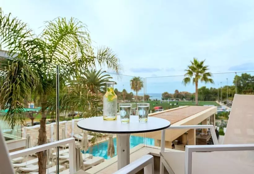 Airis Boutique Hotel & Suites   For Adults Only