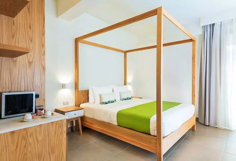 Airis Boutique Hotel & Suites   For Adults Only