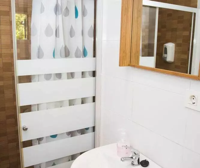 Retkeilymaja North Surfhouse