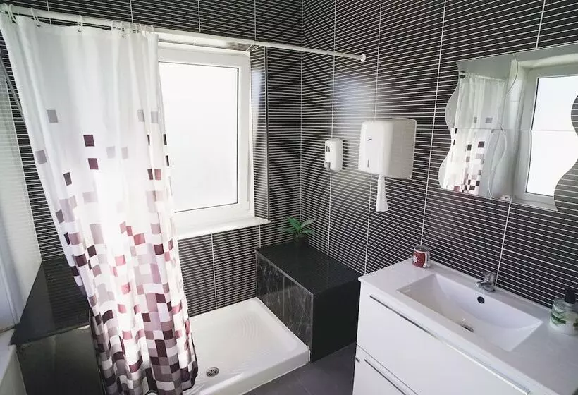 Retkeilymaja North Surfhouse