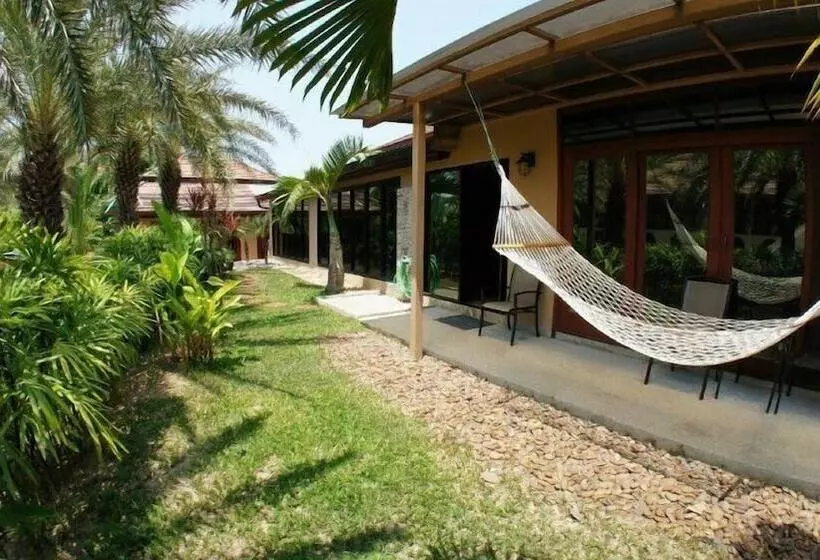 هتل Bliss Yoga Resort At Koh Samui