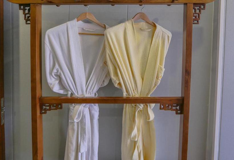 فندق Home In The Distance