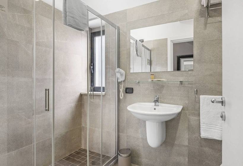 בית מלון כפרי Reggia Suite Spa