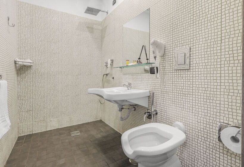 בית מלון כפרי Reggia Suite Spa