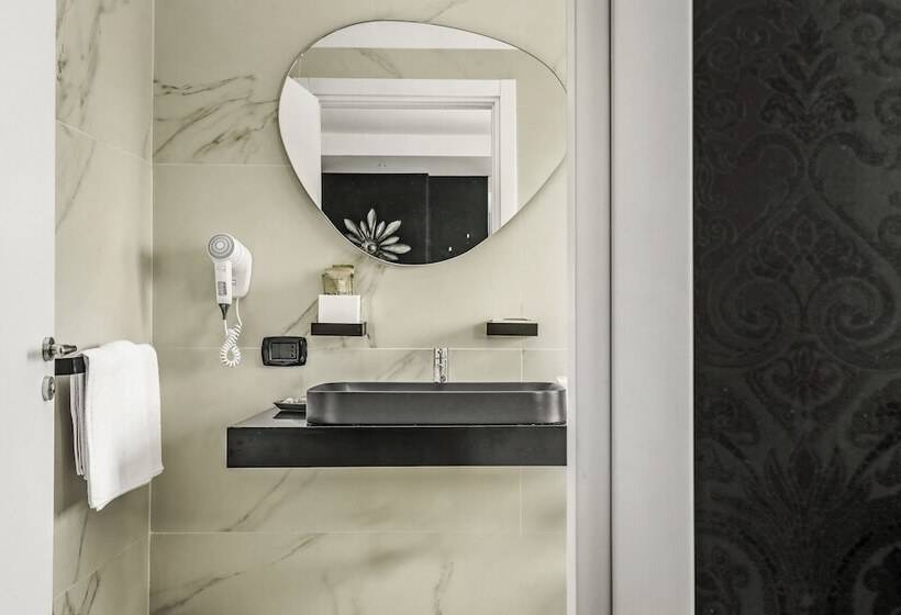 בית מלון כפרי Reggia Suite Spa