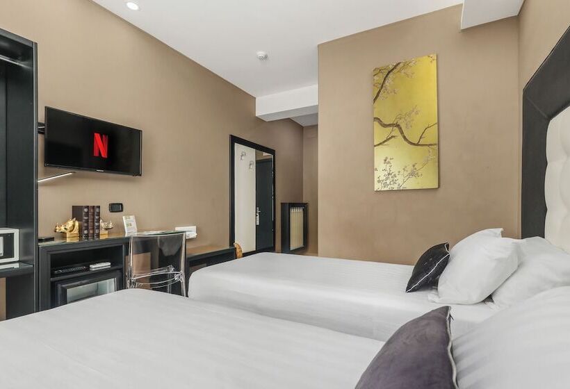 בית מלון כפרי Reggia Suite Spa