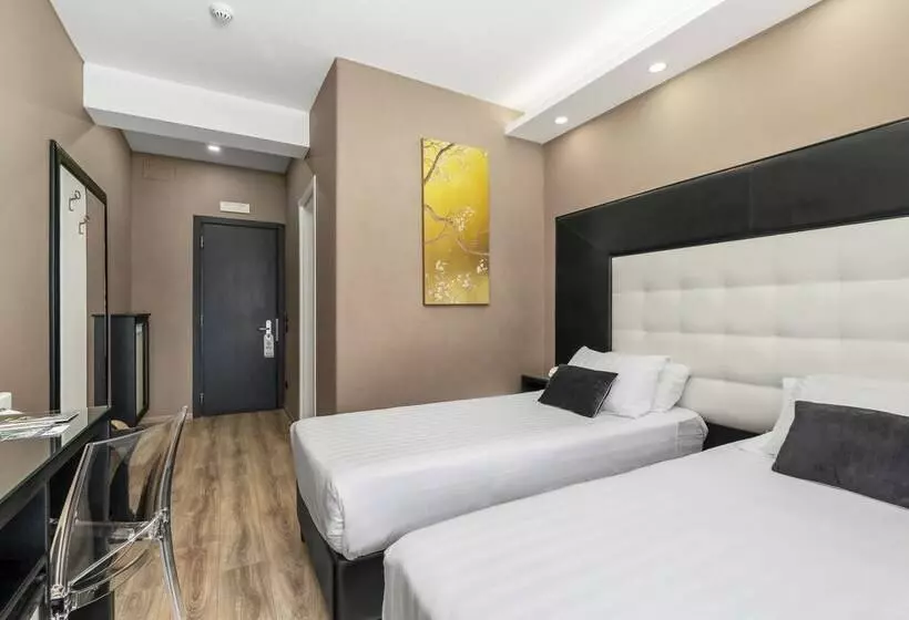 Hotelli Reggia Suite Spa