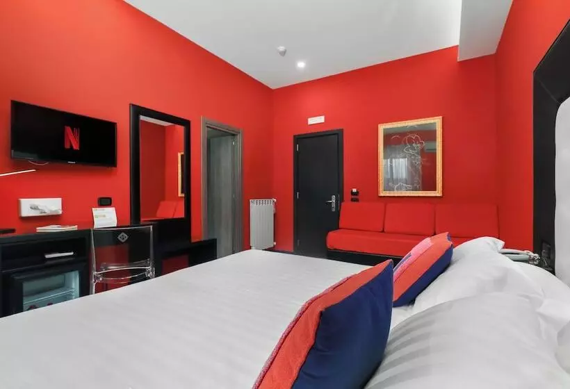 Hotelli Reggia Suite Spa