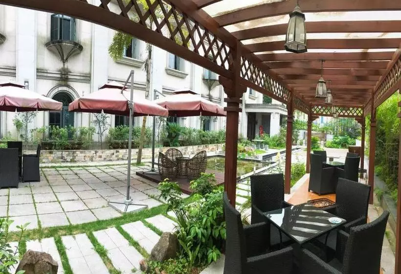 هتل Xinyi Art Suit