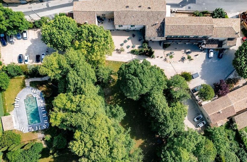 호텔 Hôtel & Spa Ventoux Provence Domaine Des Tilleuls